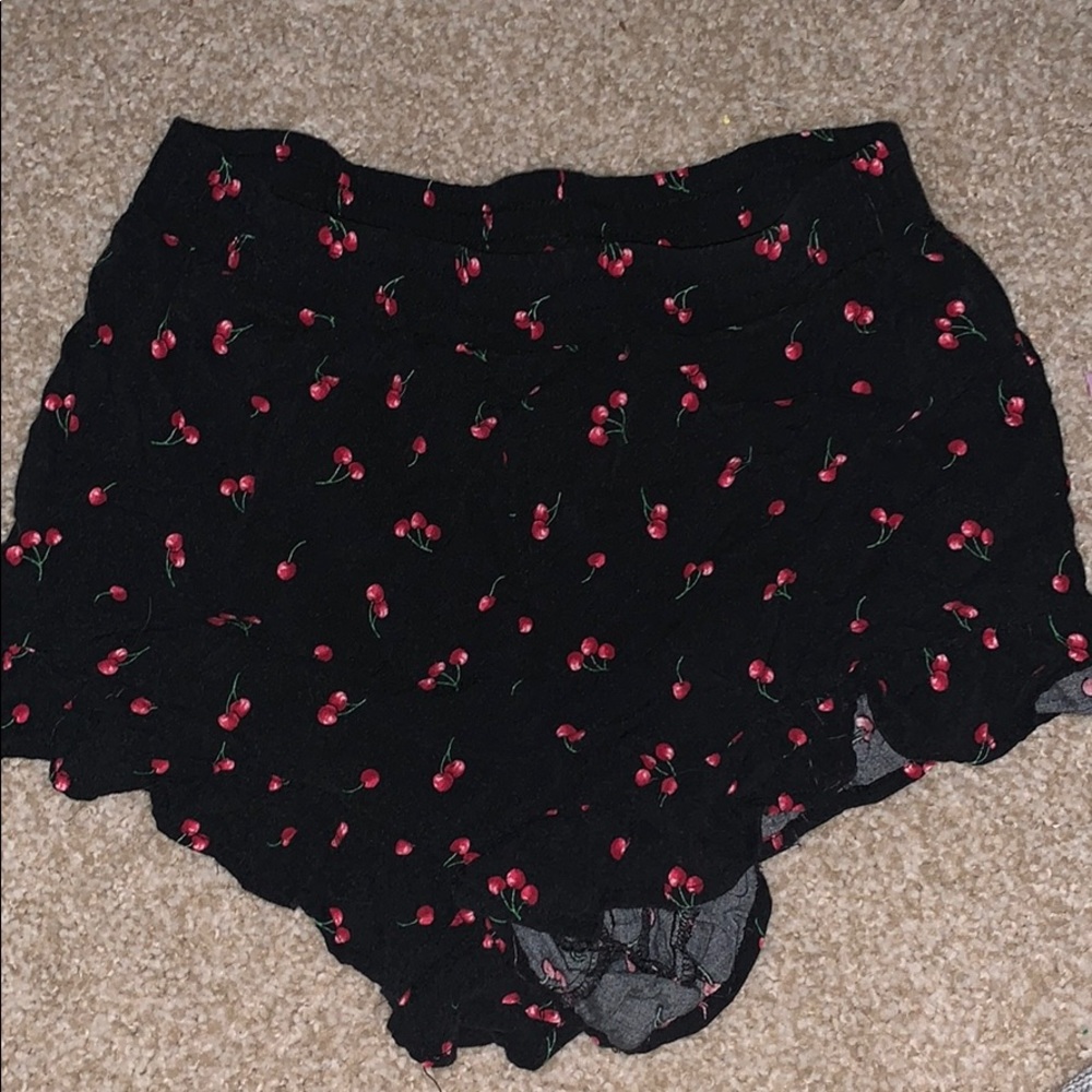 FREE W BUNDLE F21 shorts